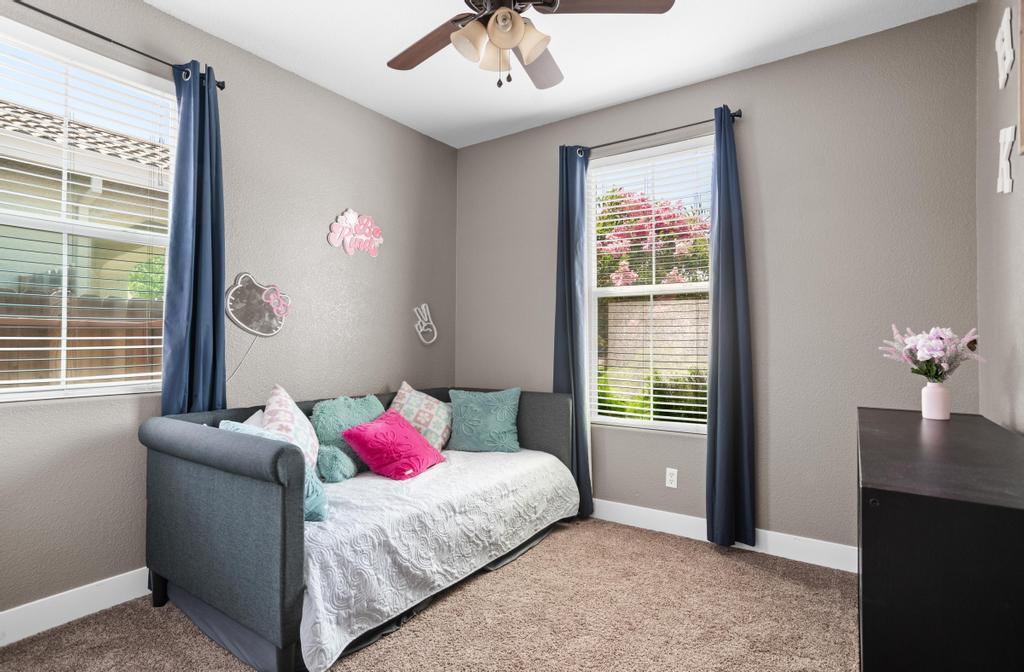 557 Darlington Way