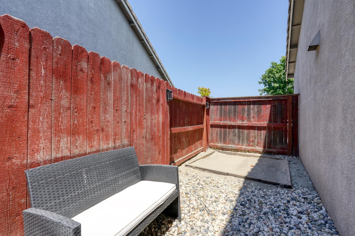 3059 Littleton Lane