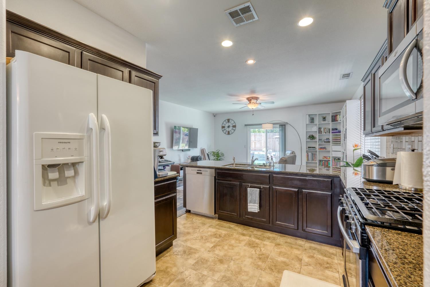 3059 Littleton Lane