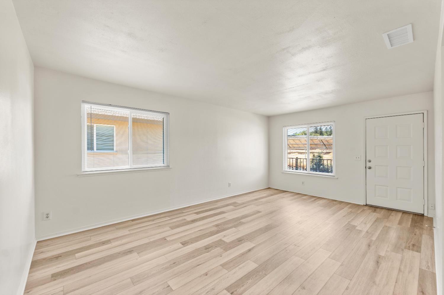11510 Garnet Way 4
