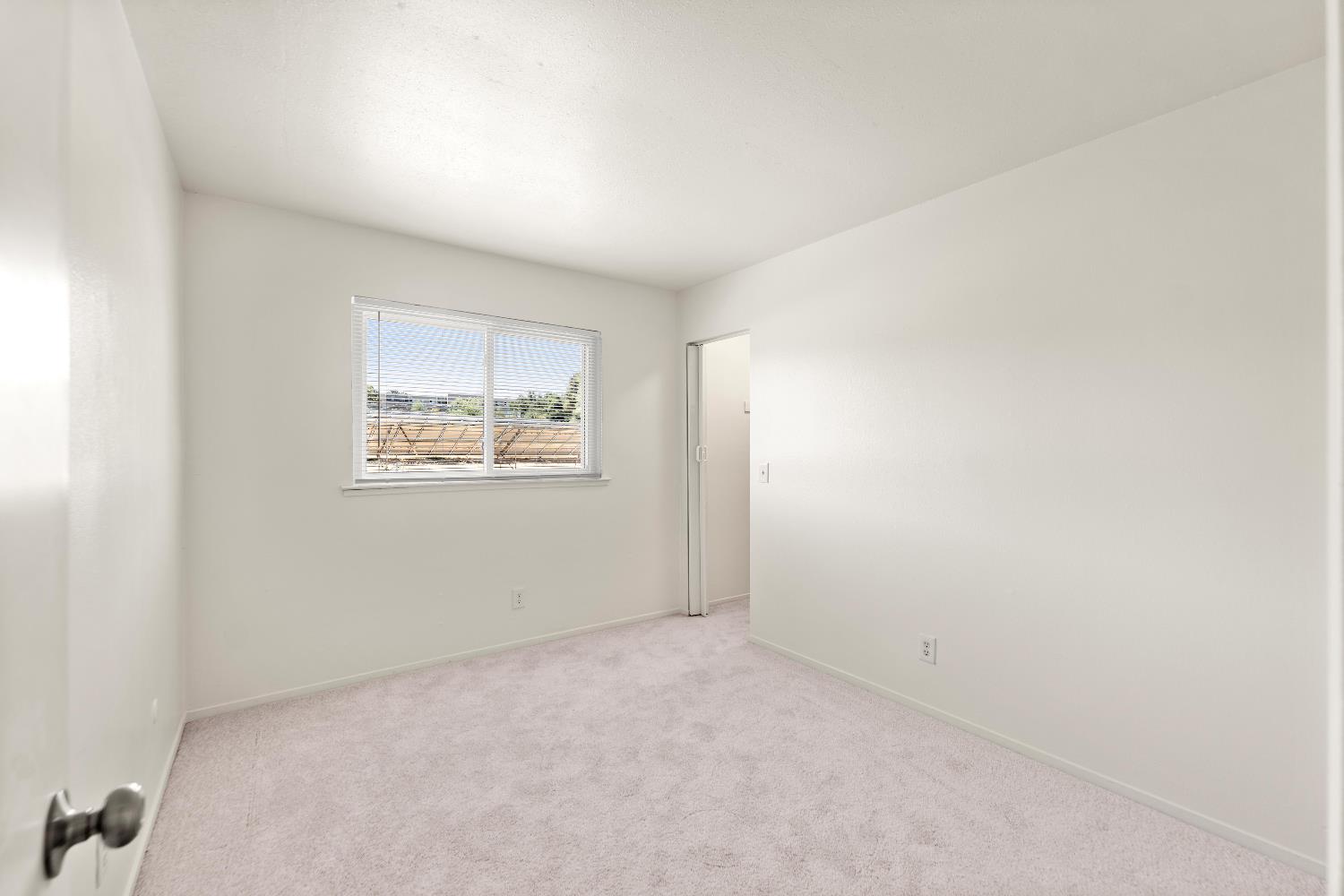 11510 Garnet Way 4