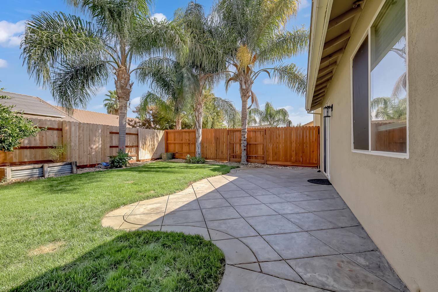 5551 Wilderness Loop