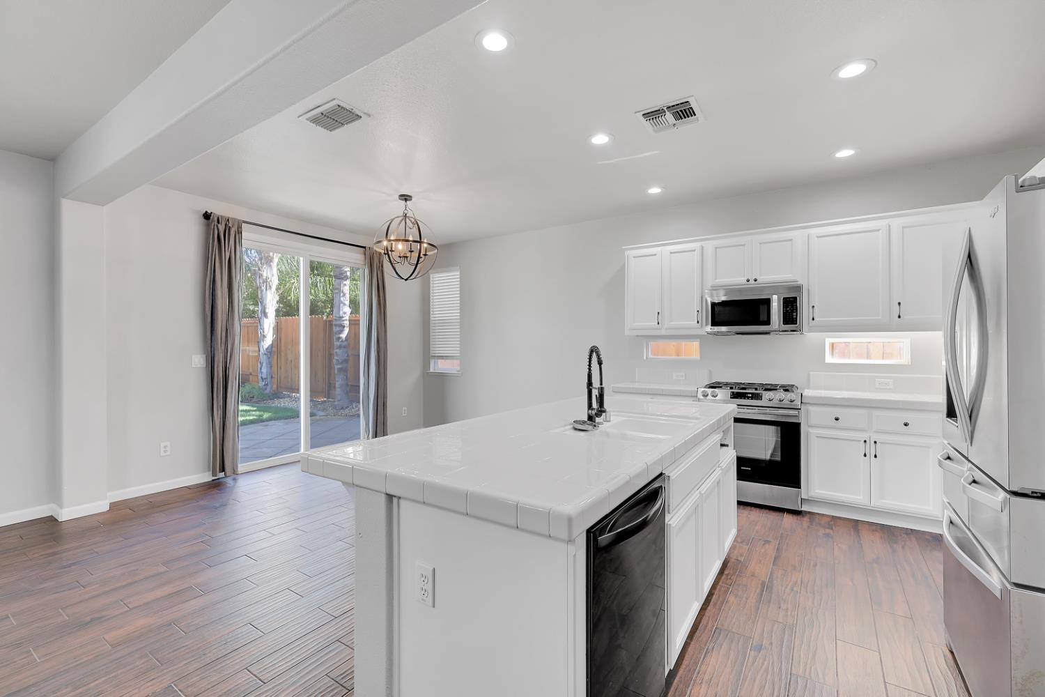 5551 Wilderness Loop