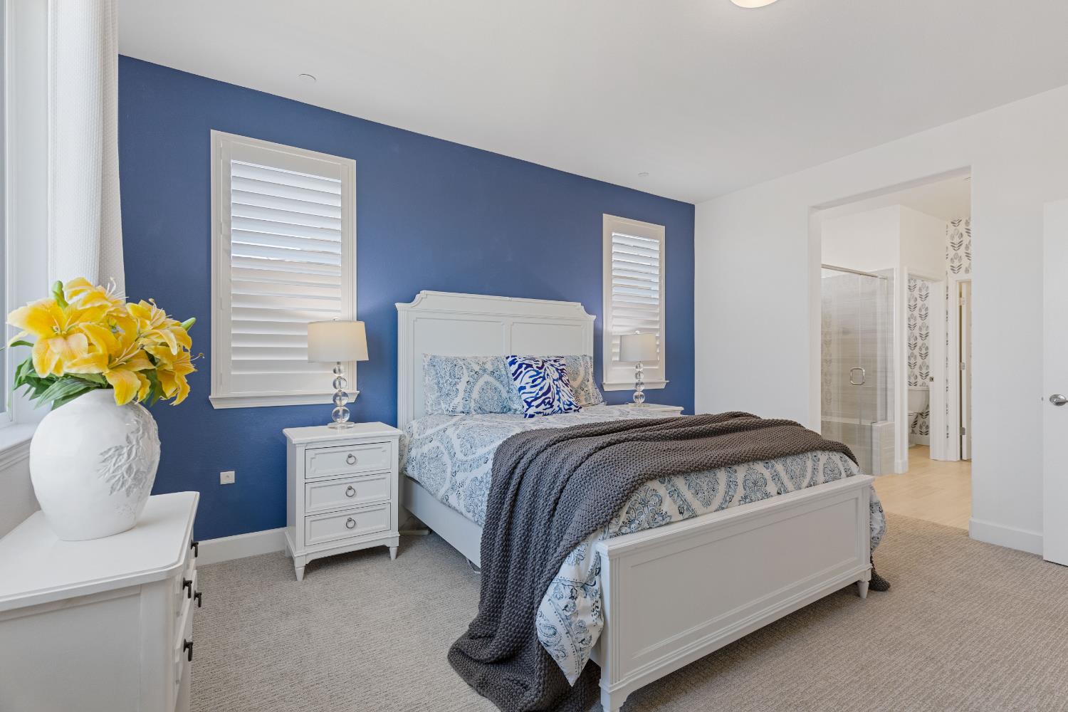 5030 Peace Lily Lane