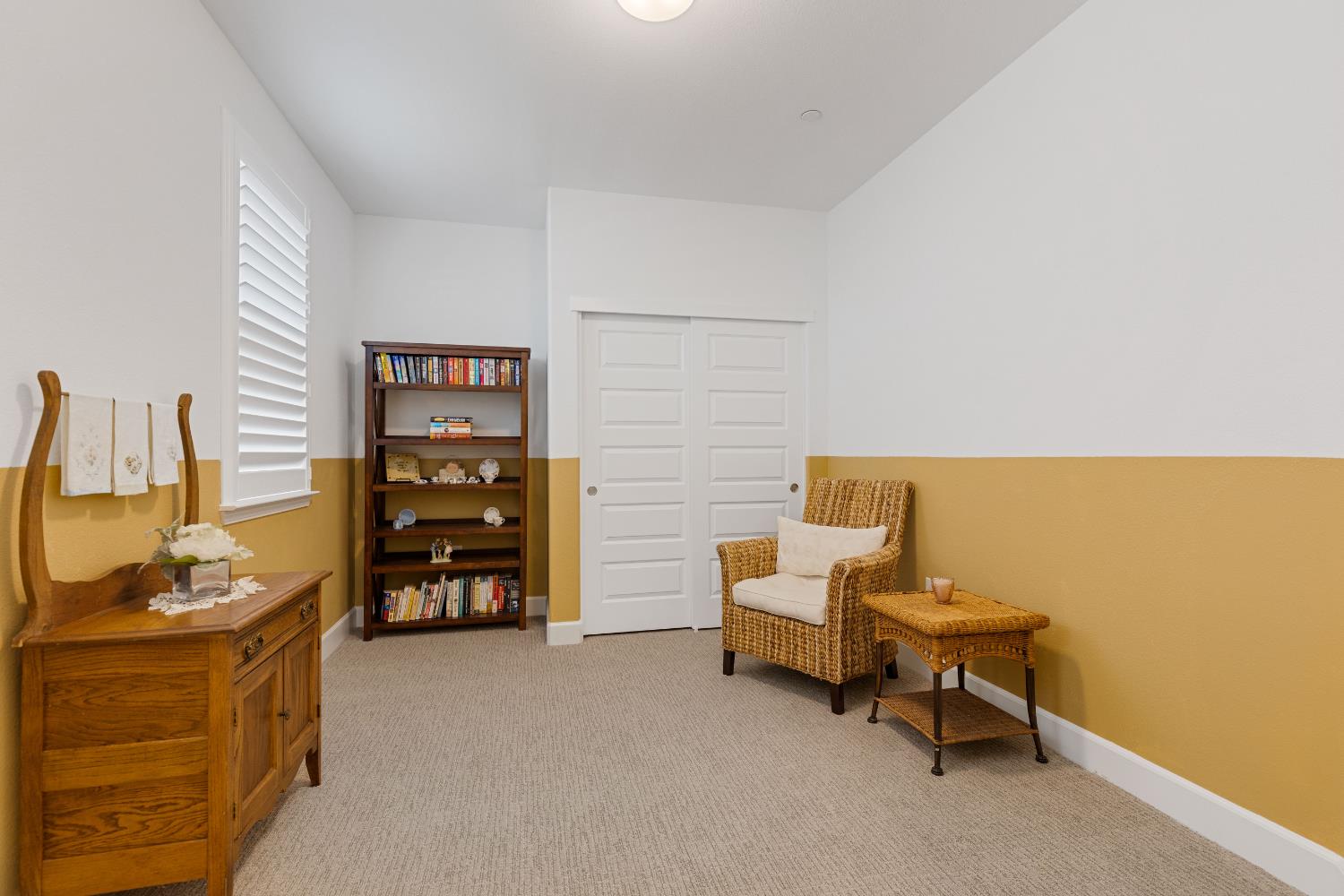 5030 Peace Lily Lane