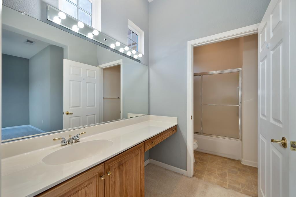 6196 Strawberry Station Loop