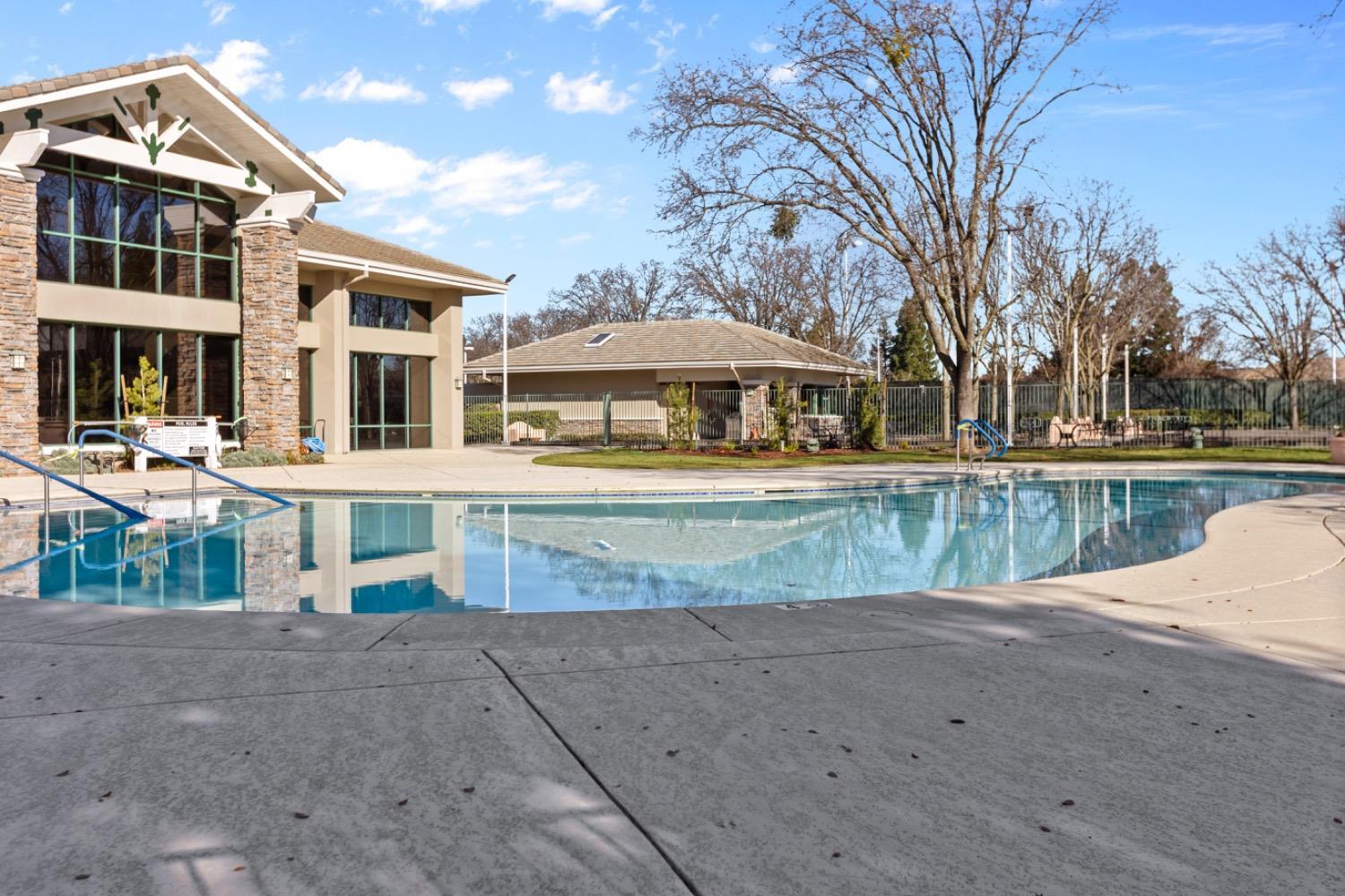 6196 Strawberry Station Loop