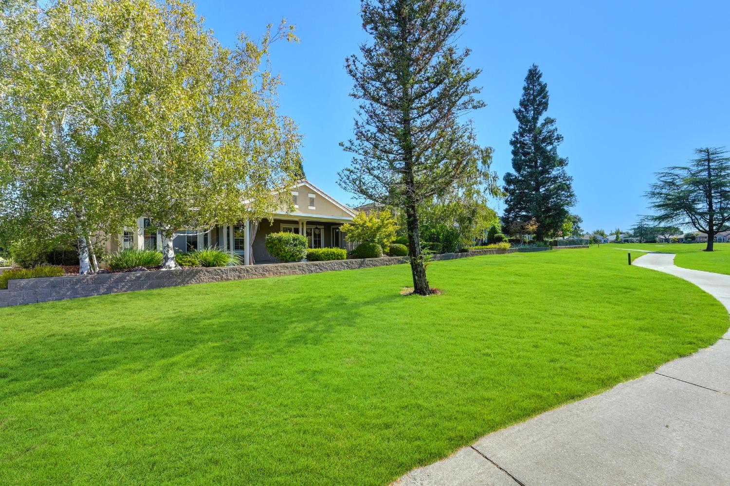 6196 Strawberry Station Loop