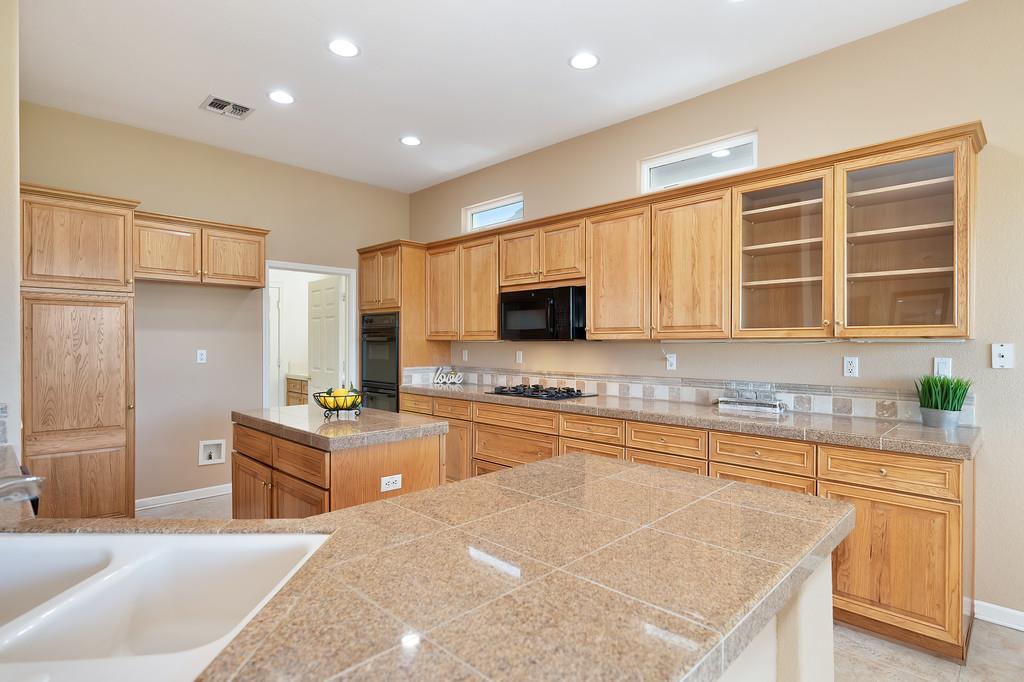 6196 Strawberry Station Loop