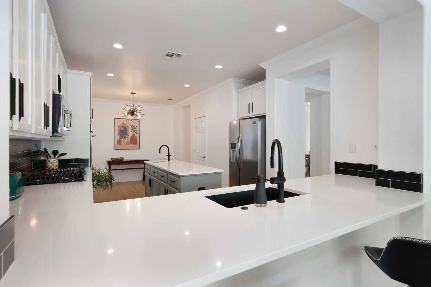 1380 Standish Circle