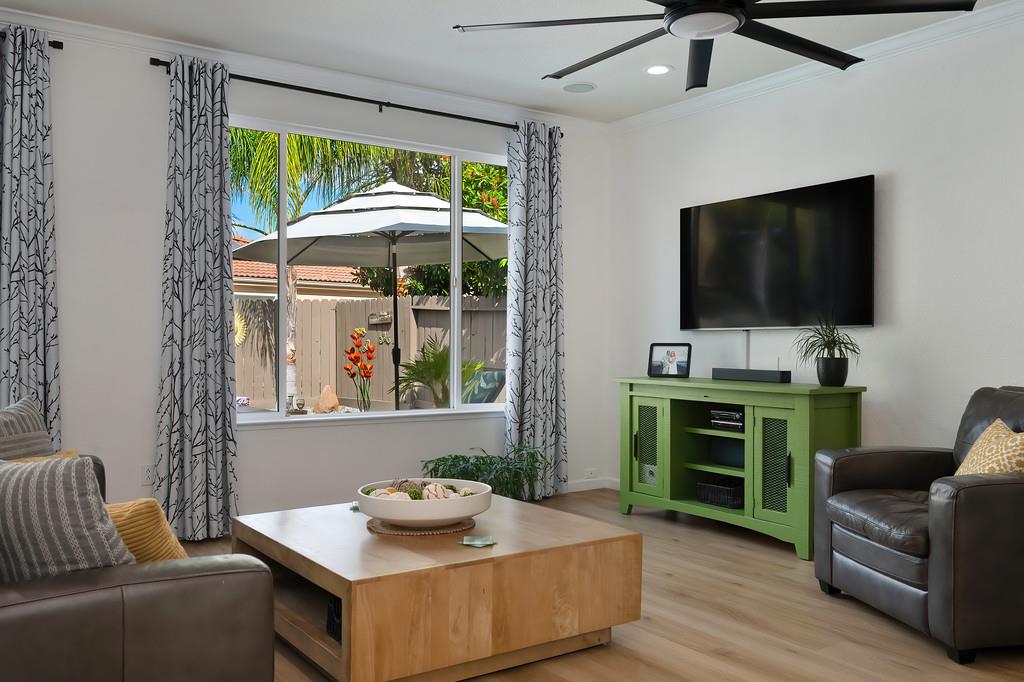 1380 Standish Circle