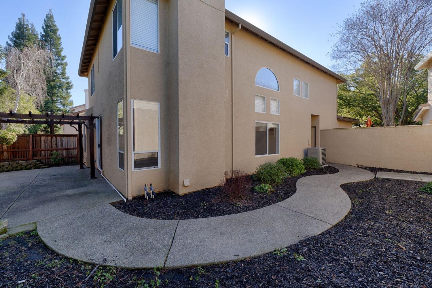 1604 Martinique Drive