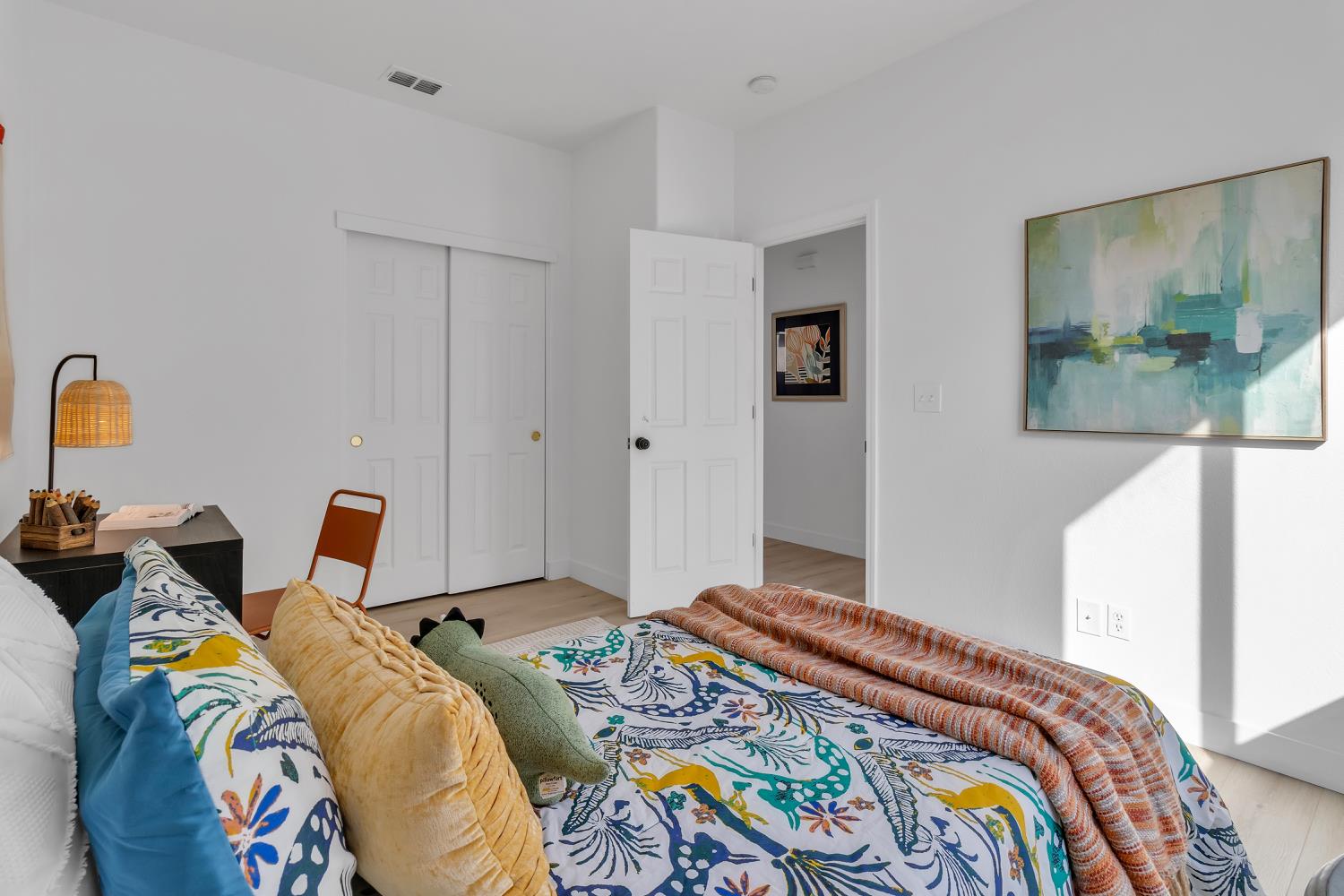 1886 Dawnelle Way