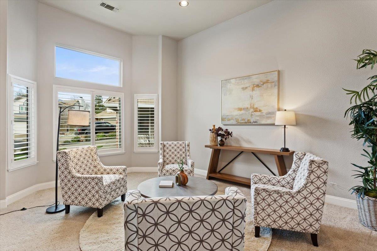 412 Shiveley Court