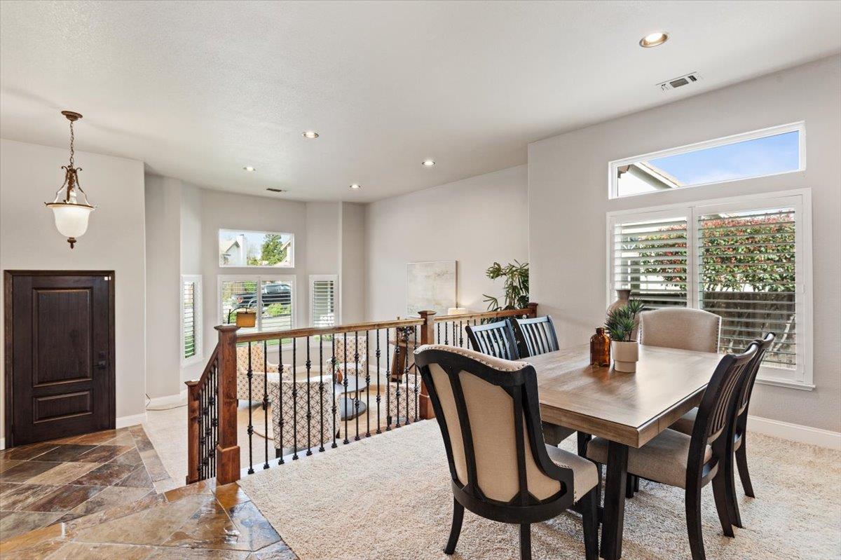 412 Shiveley Court