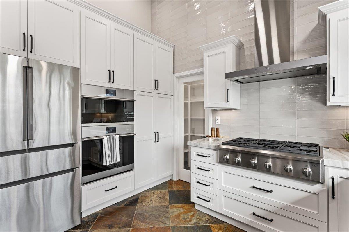412 Shiveley Court