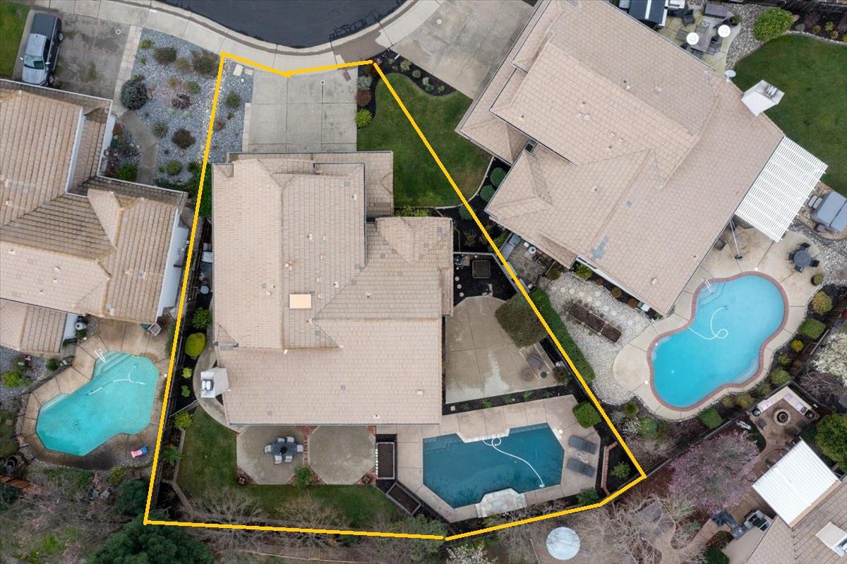 412 Shiveley Court