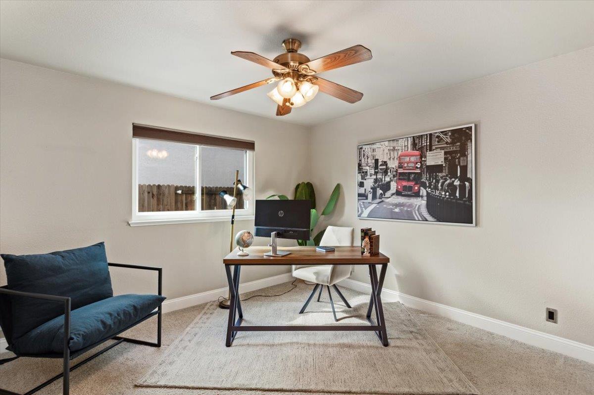 412 Shiveley Court