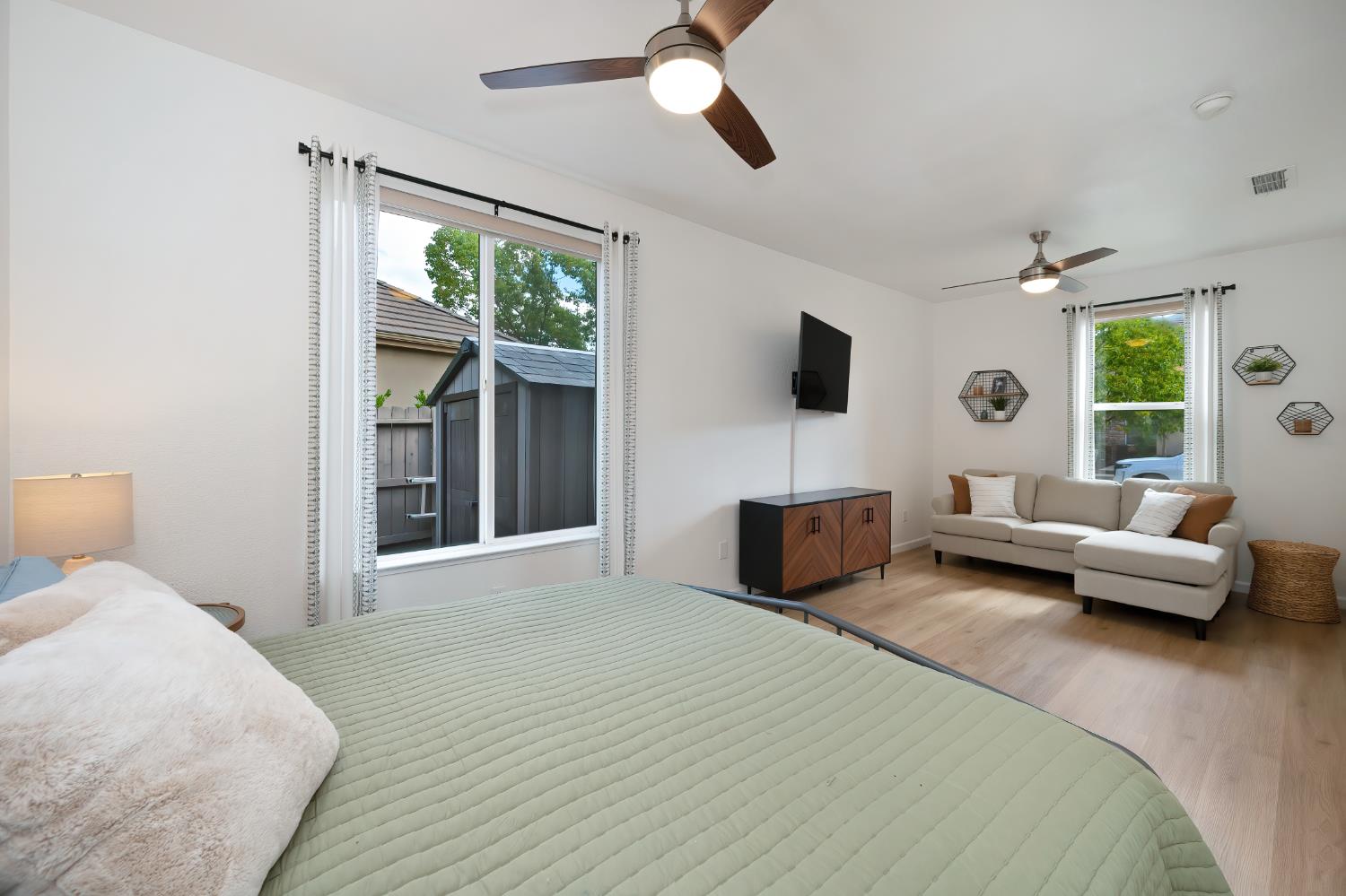 1380 Standish Circle