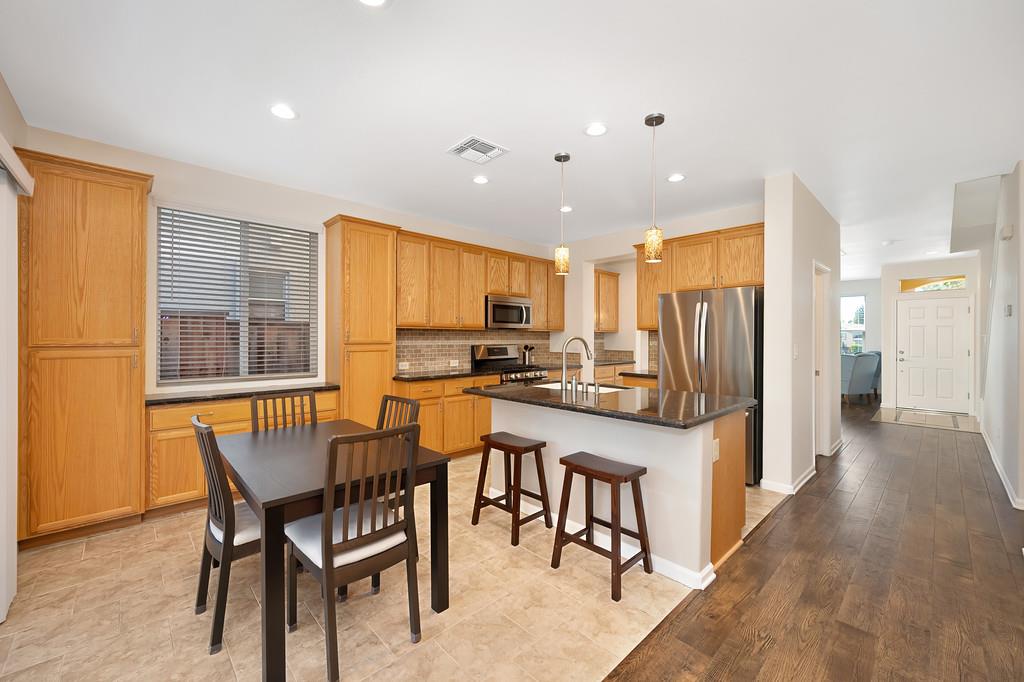 1556 Arroyo Madrone Lane