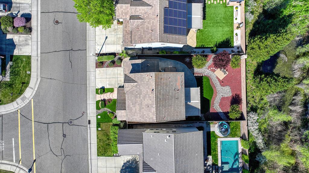 1556 Arroyo Madrone Lane