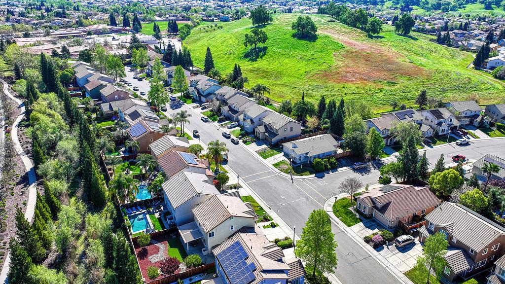 1556 Arroyo Madrone Lane