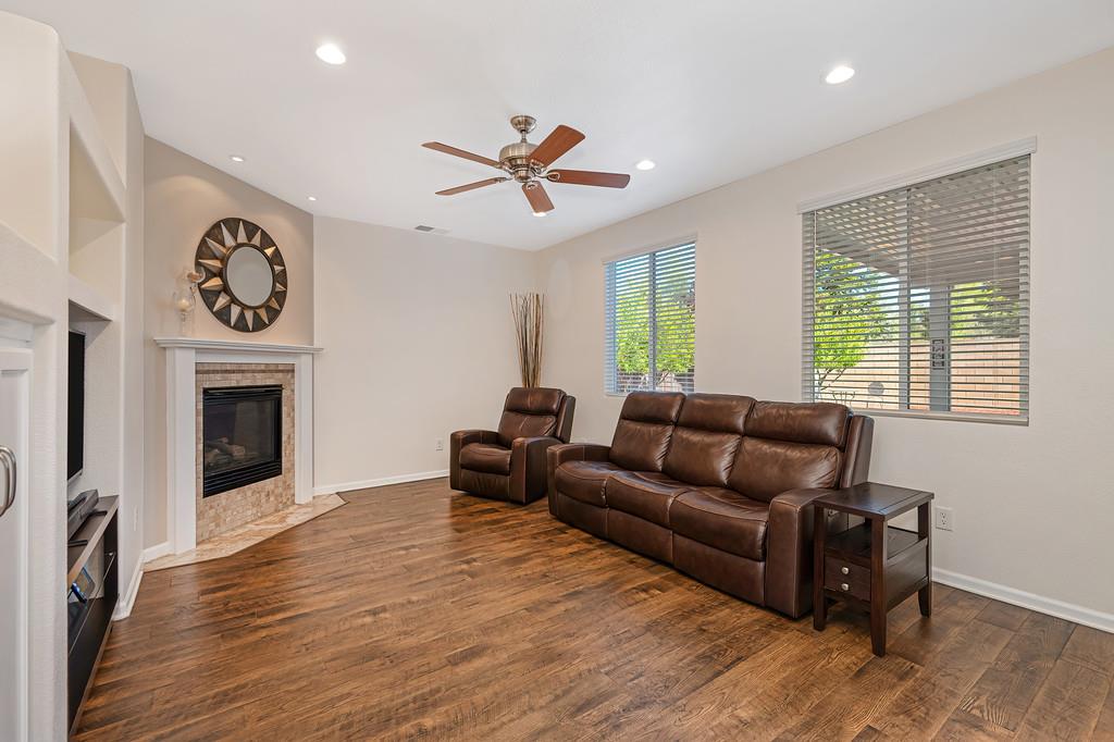 1556 Arroyo Madrone Lane