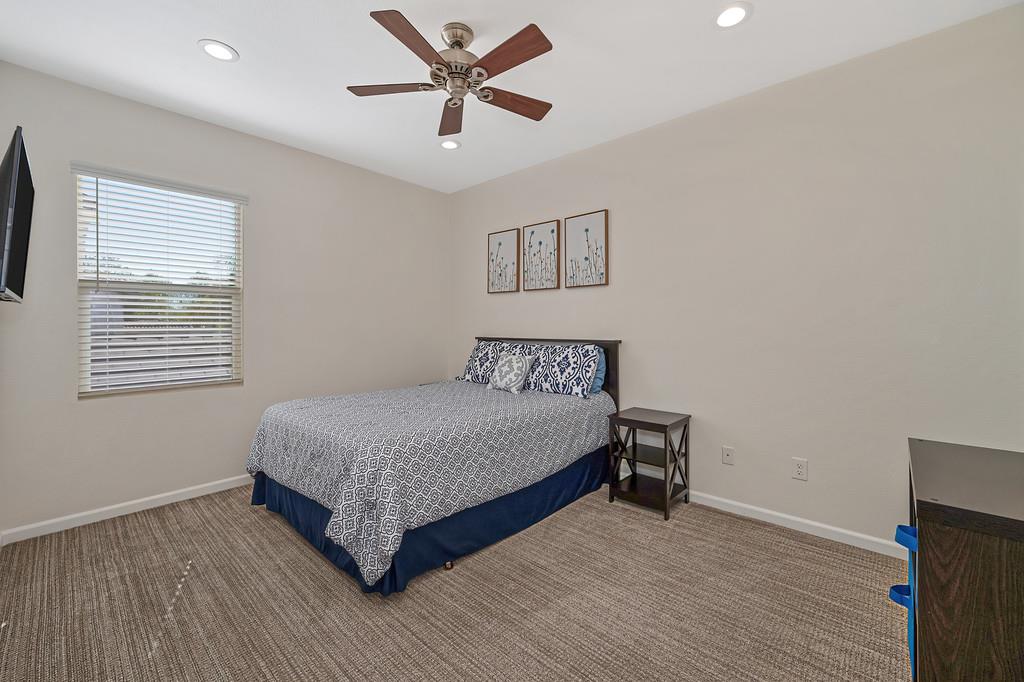 1556 Arroyo Madrone Lane