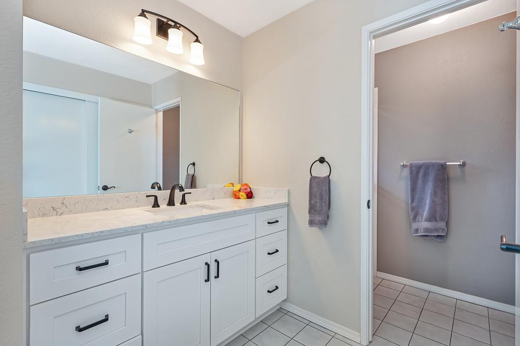 609 Willow Creek Drive