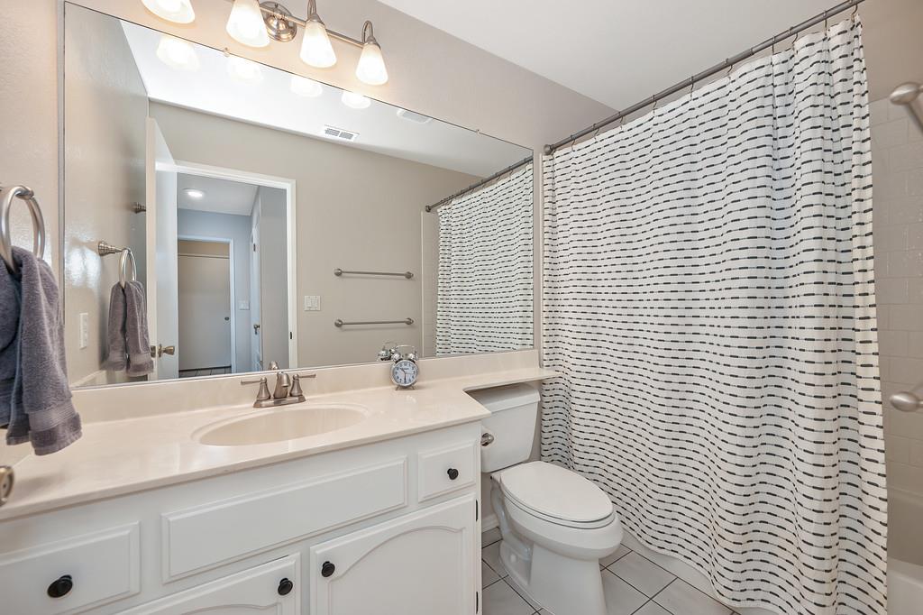 609 Willow Creek Drive