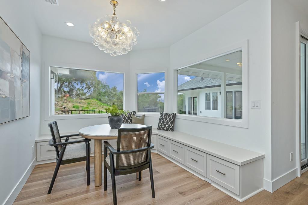 10180 Tierra Del Lago Place