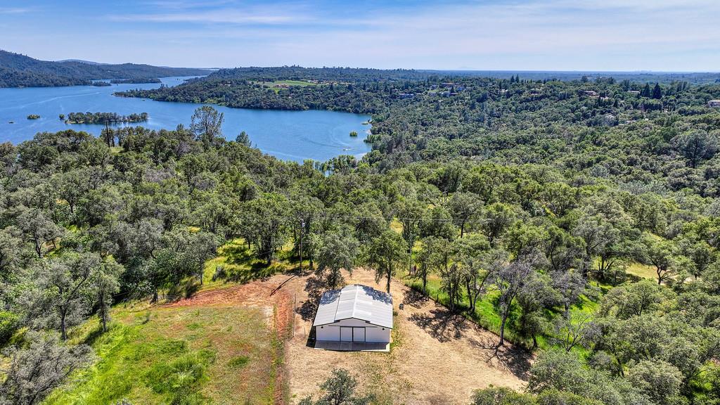 10180 Tierra Del Lago Place