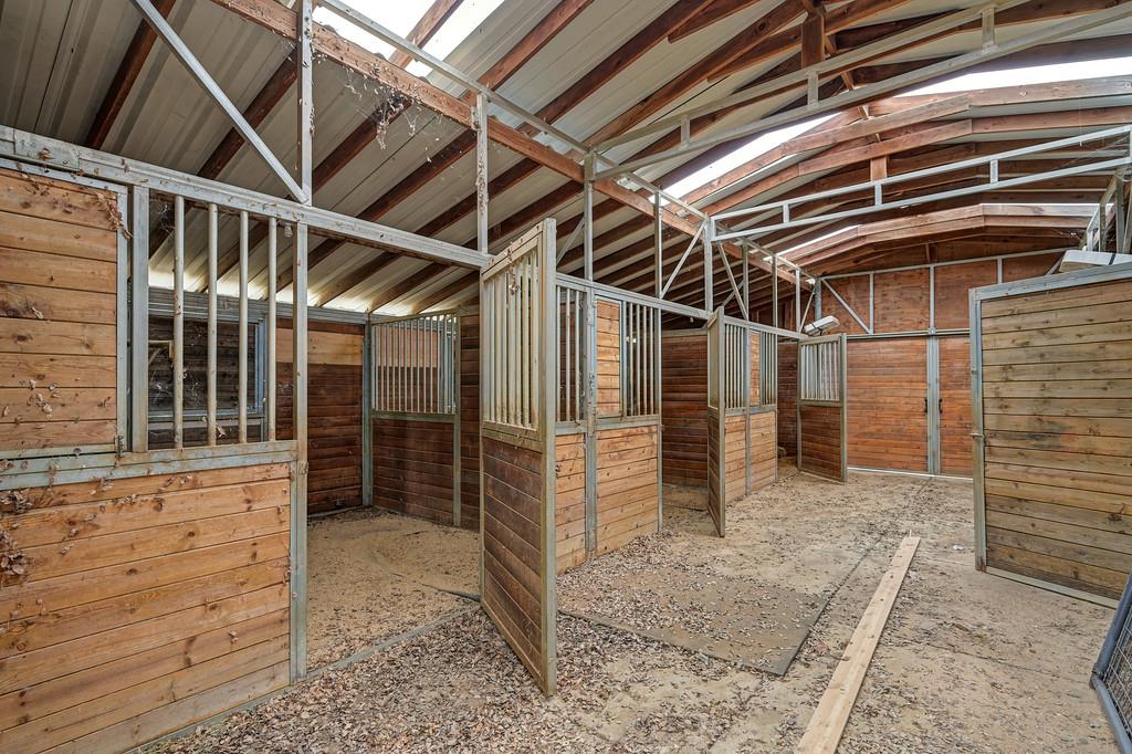 10180 Tierra Del Lago Place