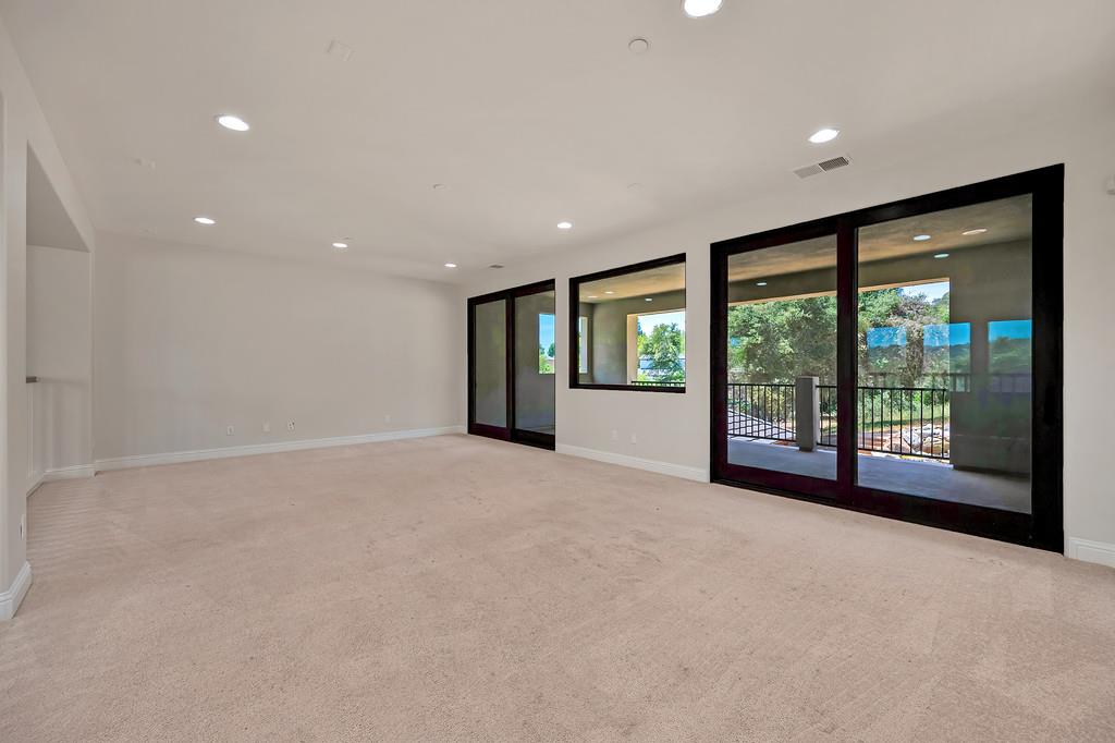 1950 Vista Cielo Drive