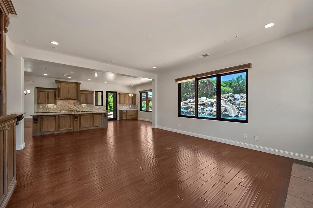 1950 Vista Cielo Drive