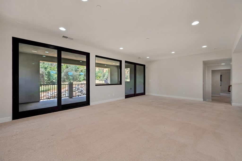 1950 Vista Cielo Drive
