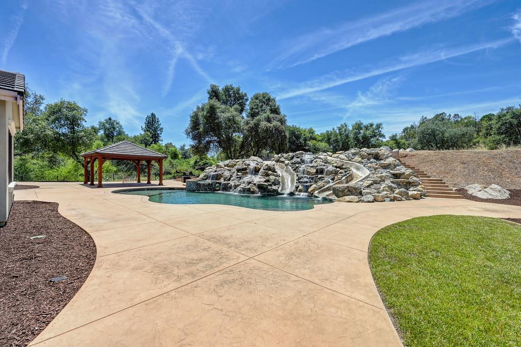 1950 Vista Cielo Drive