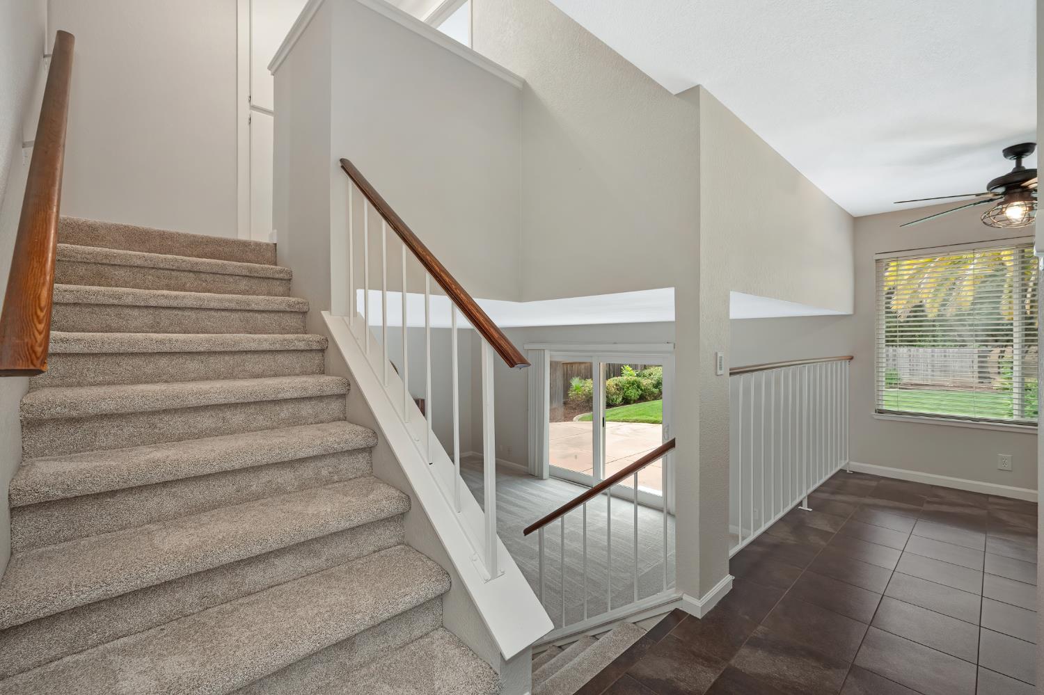 8192 Bonnie Oak Way