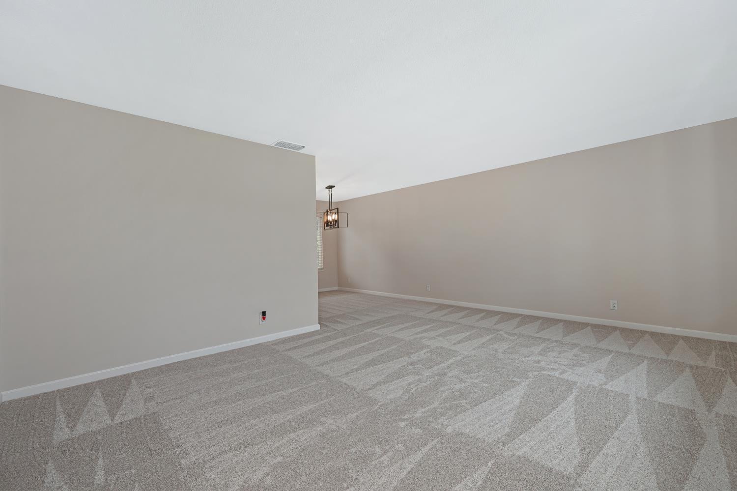 8192 Bonnie Oak Way
