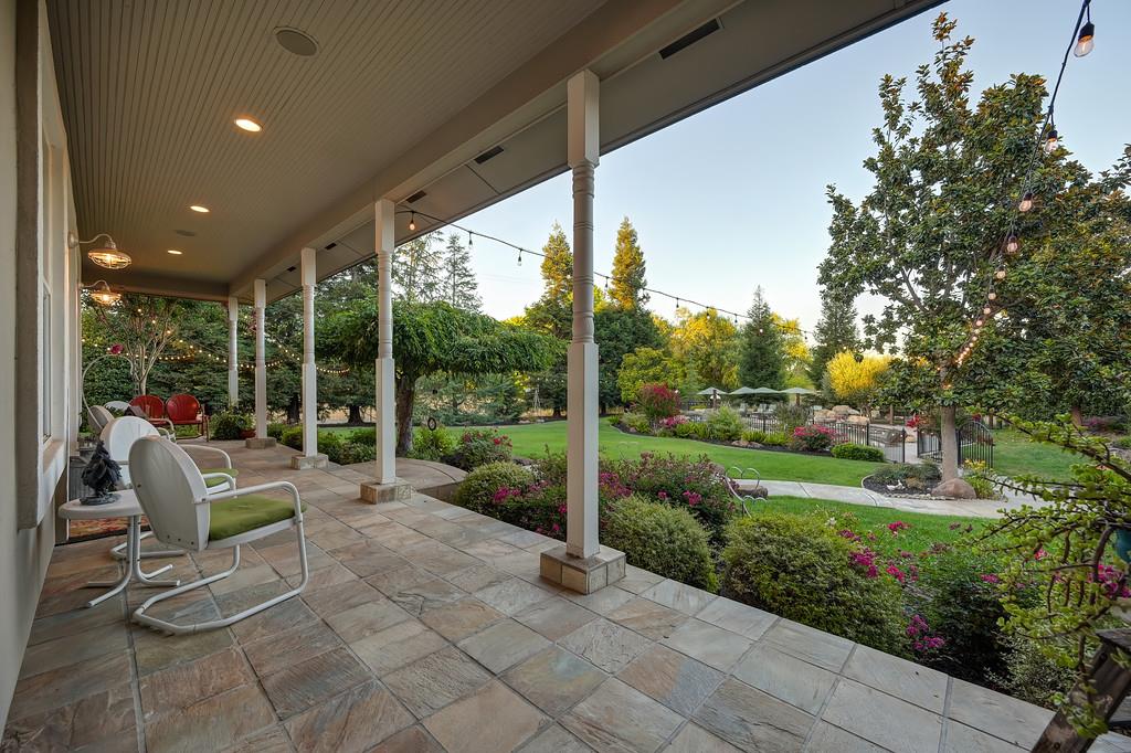 8361 Eva Lane
