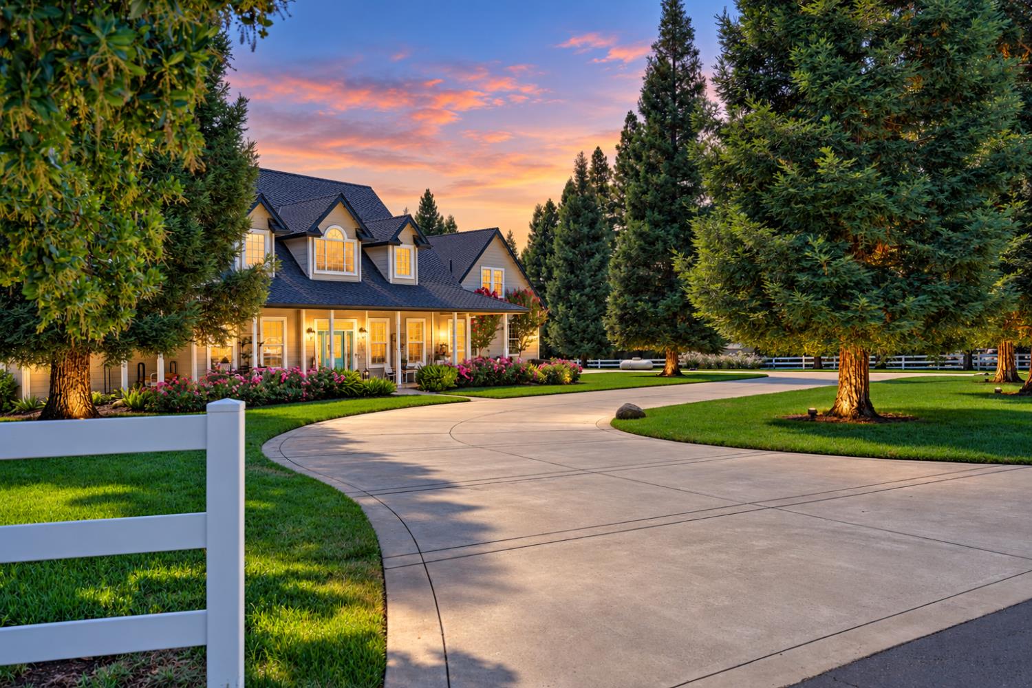 8361 Eva Lane