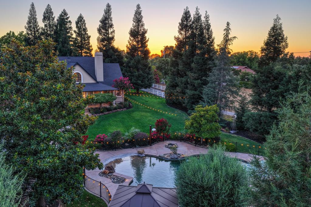 8361 Eva Lane
