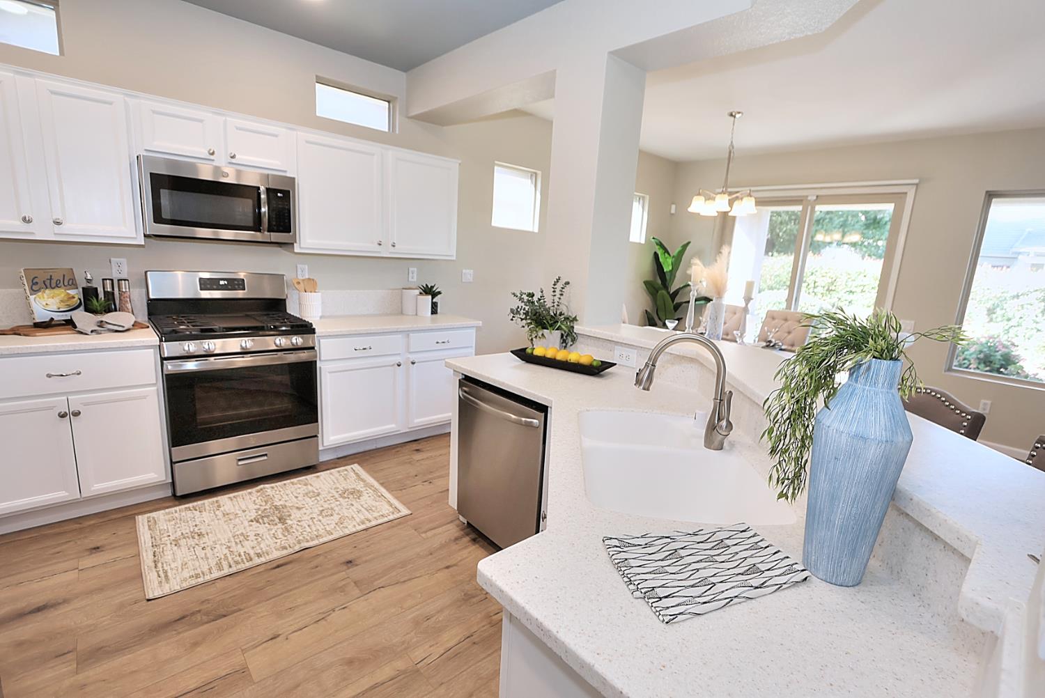 320 Cloverfield Court