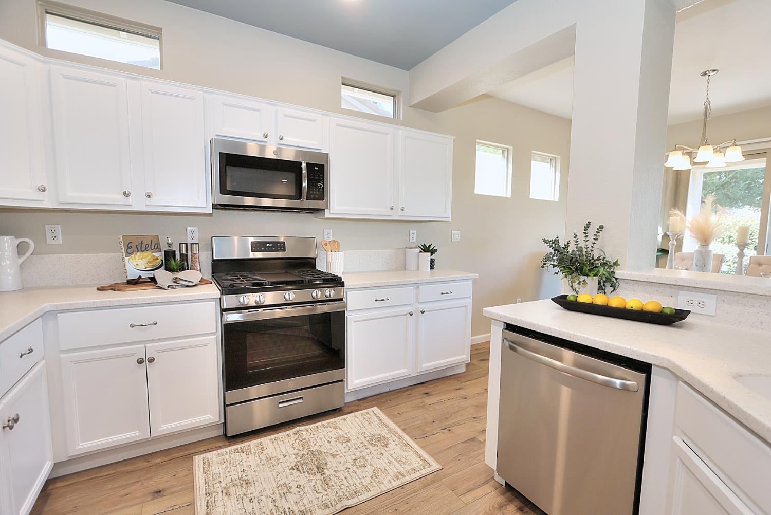 320 Cloverfield Court