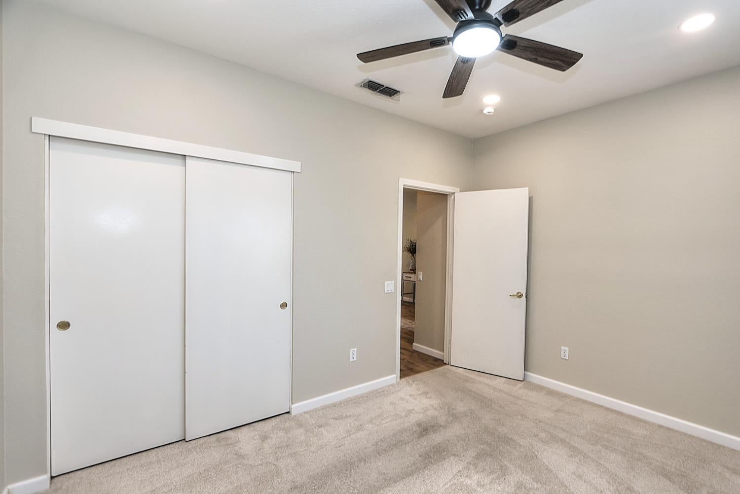 320 Cloverfield Court