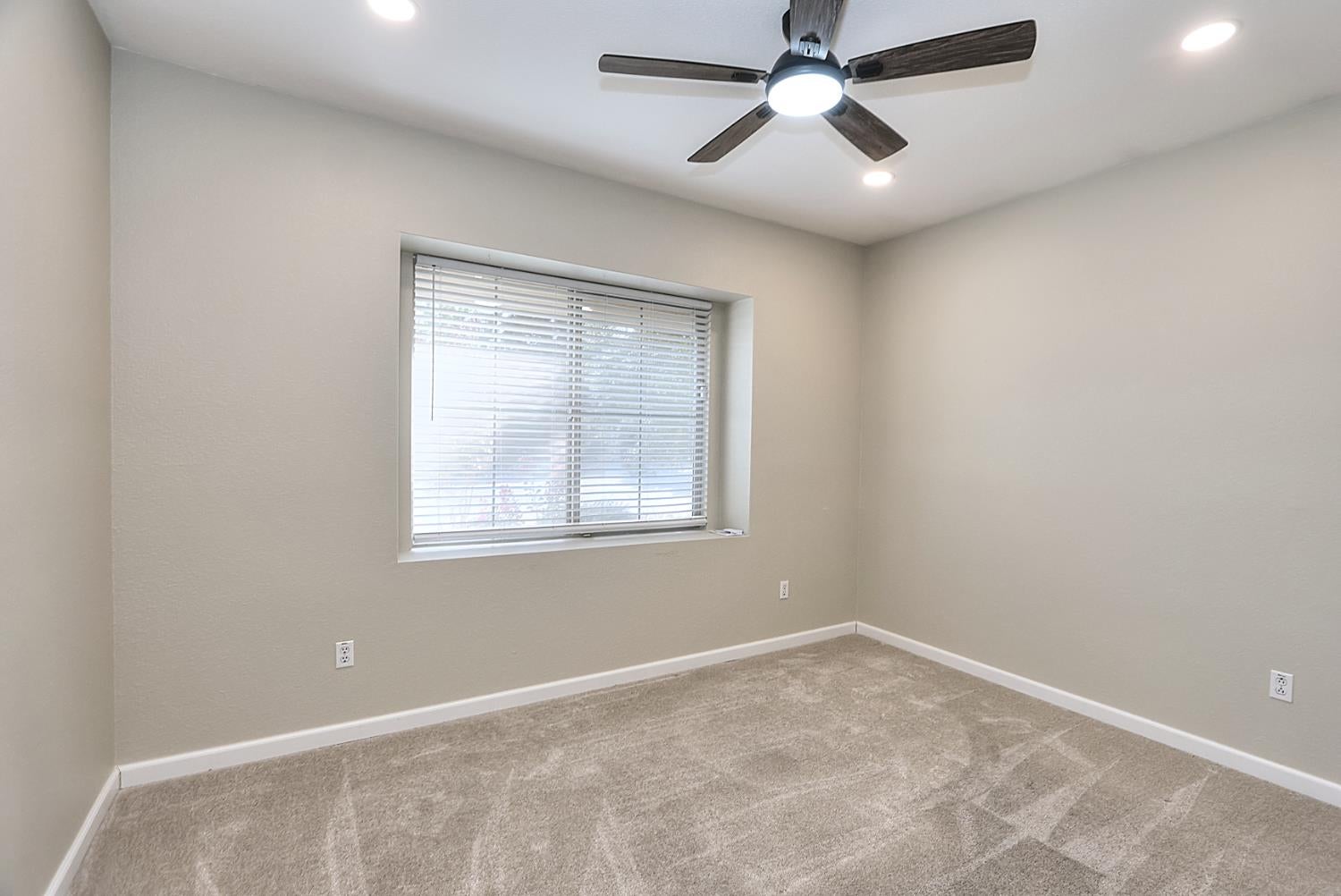 320 Cloverfield Court