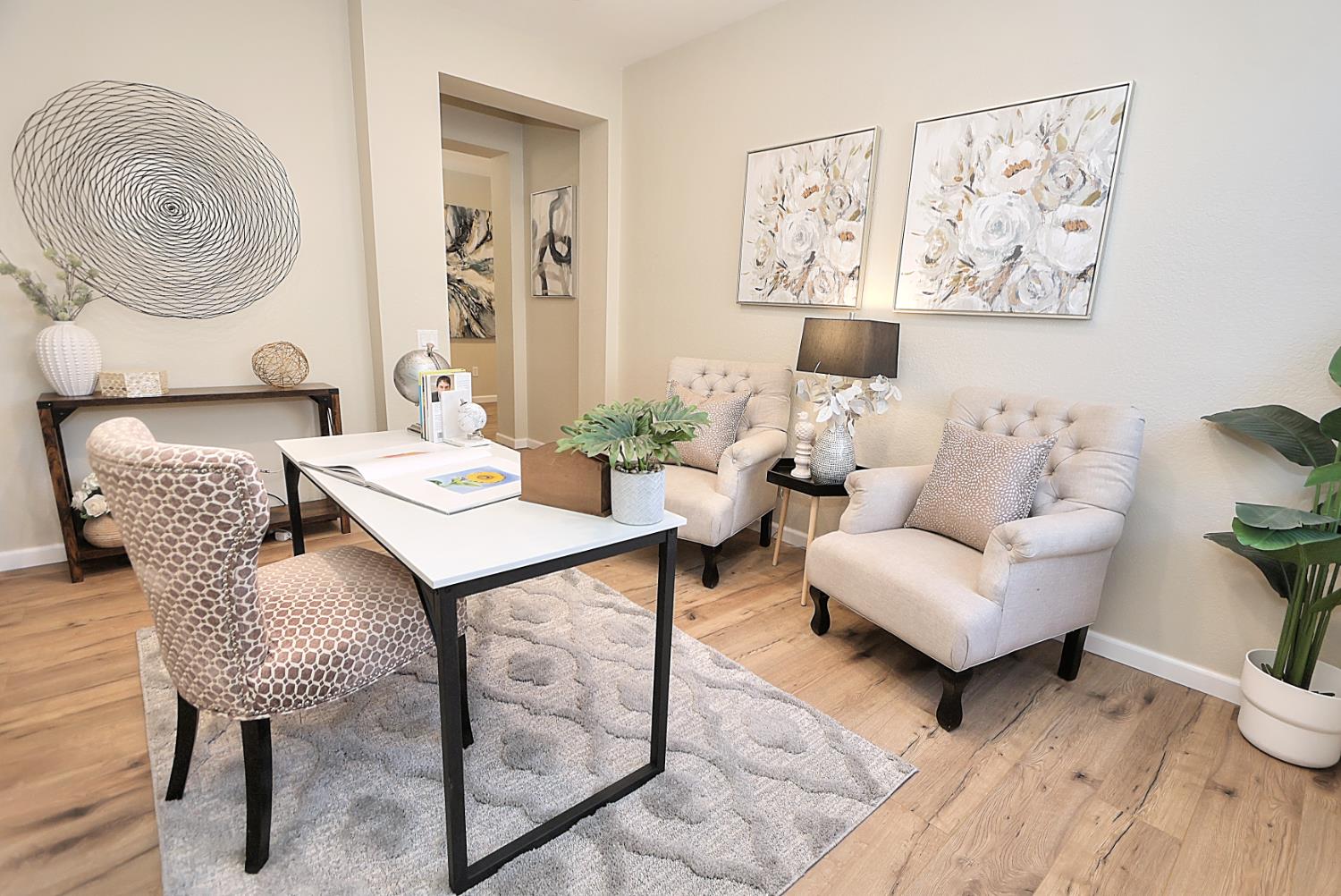 320 Cloverfield Court