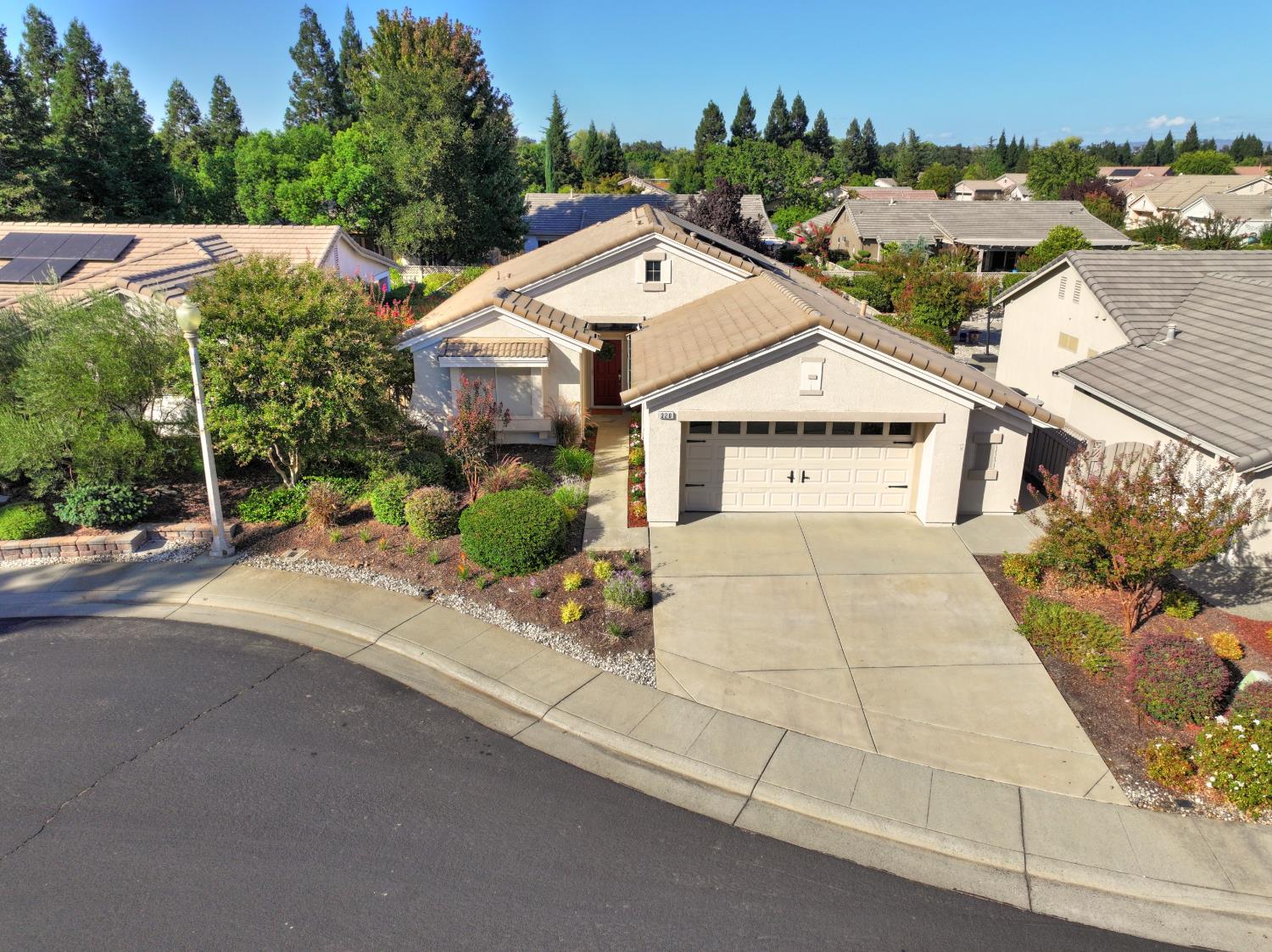 320 Cloverfield Court