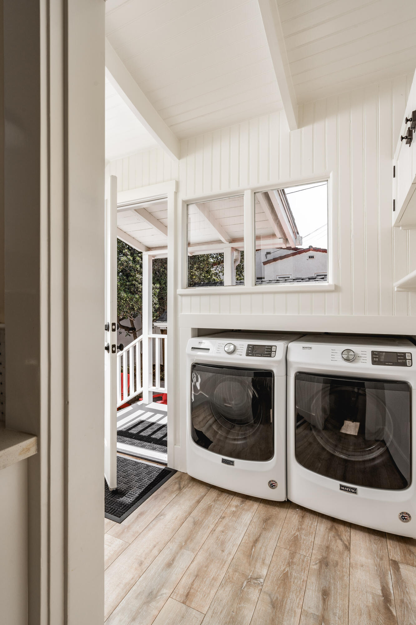 428 Corona Del Mar