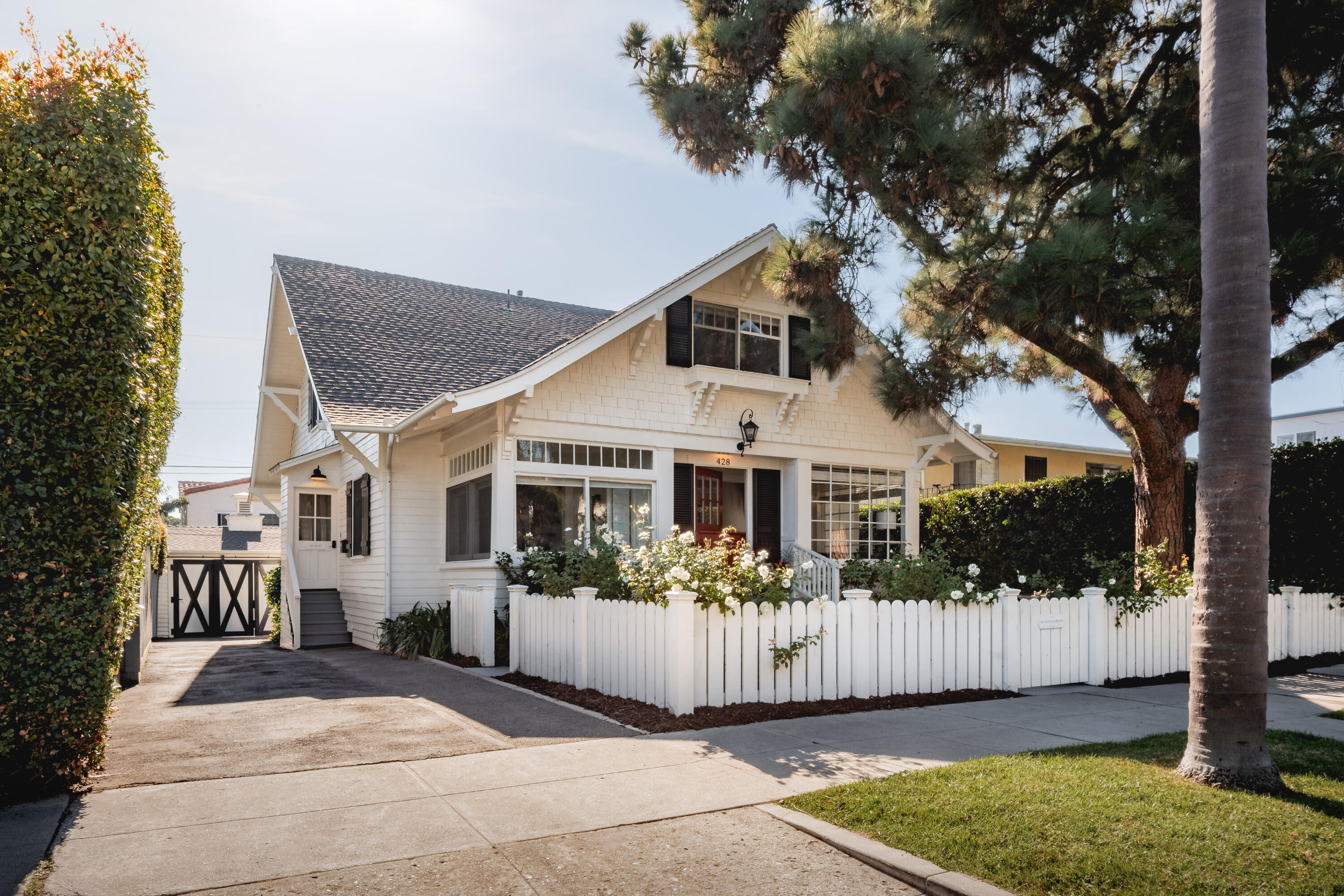 428 Corona Del Mar